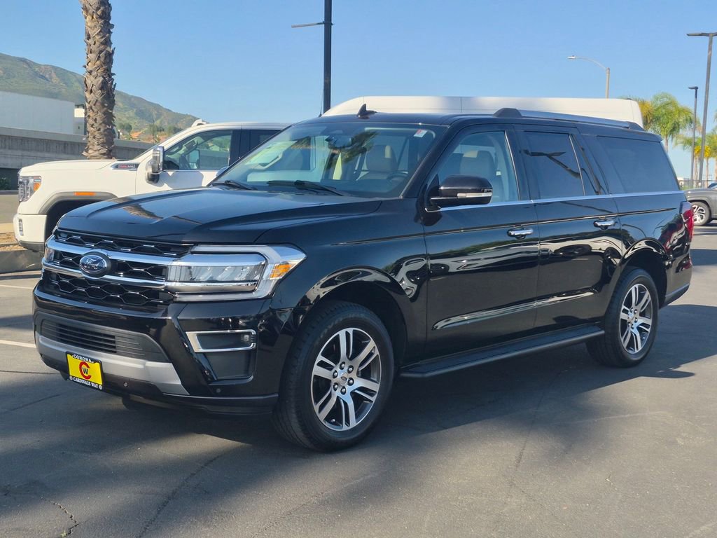 Used 2024 Ford Expedition Max Limited image 3