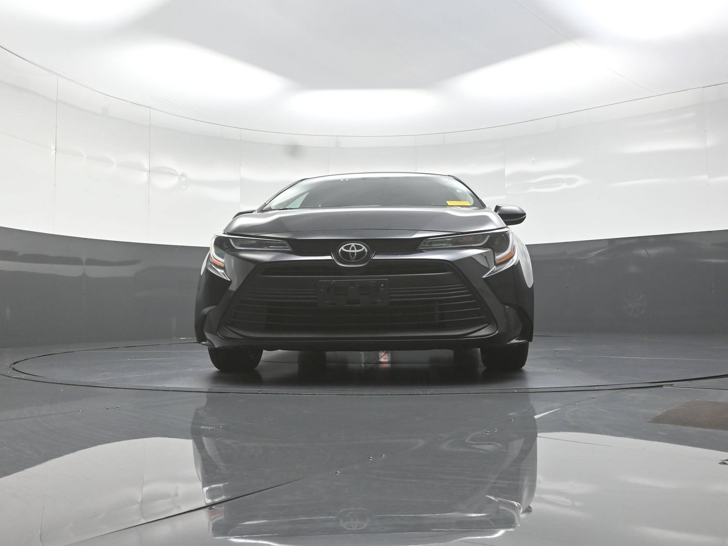 Used 2023 Toyota Corolla LE FWD image 10
