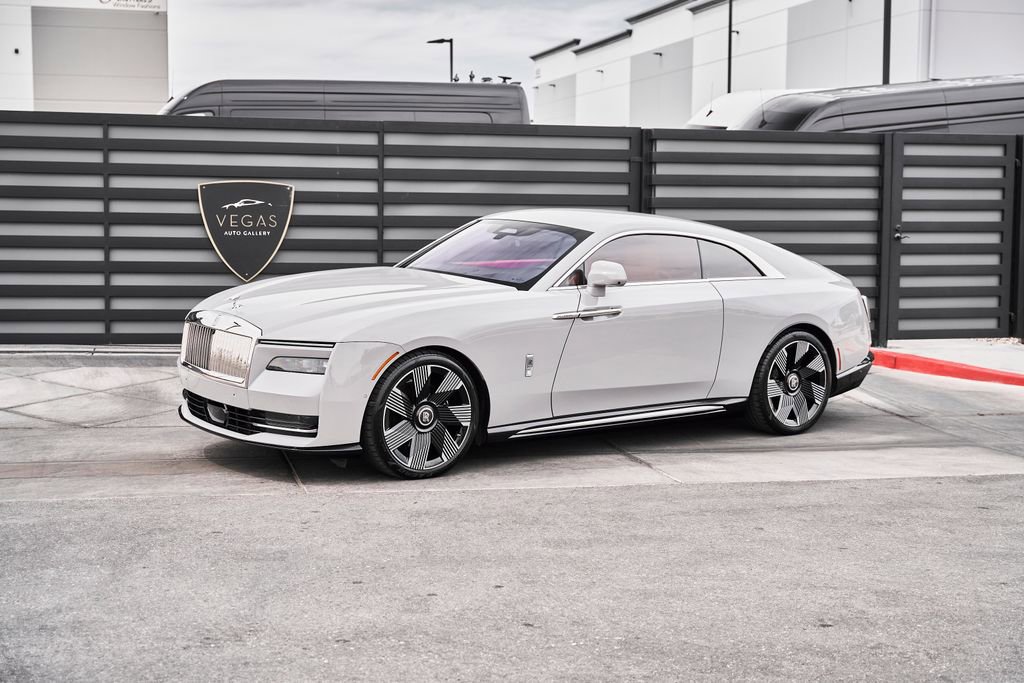 Used 2025 Rolls-Royce Spectre w/ Spectre Launch Package image 5