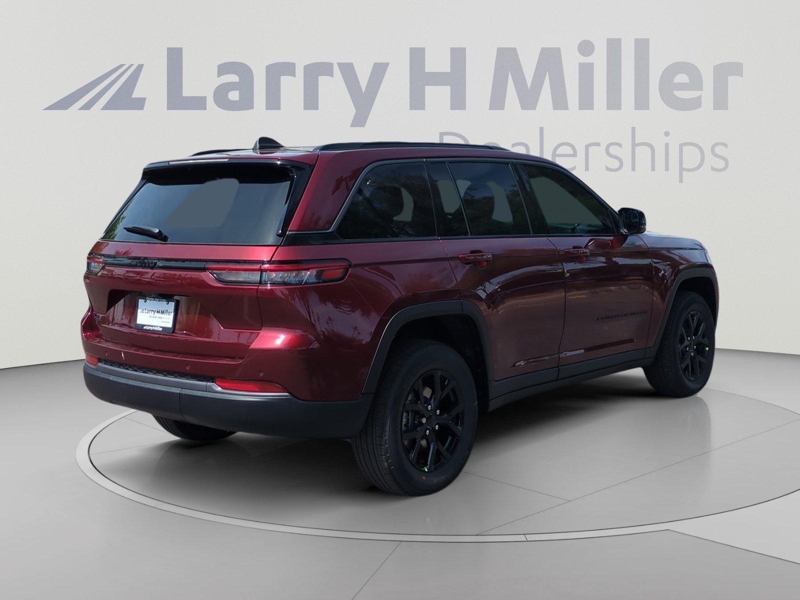 New 2026 Jeep Grand Cherokee Altitude AWD/4WD image 5