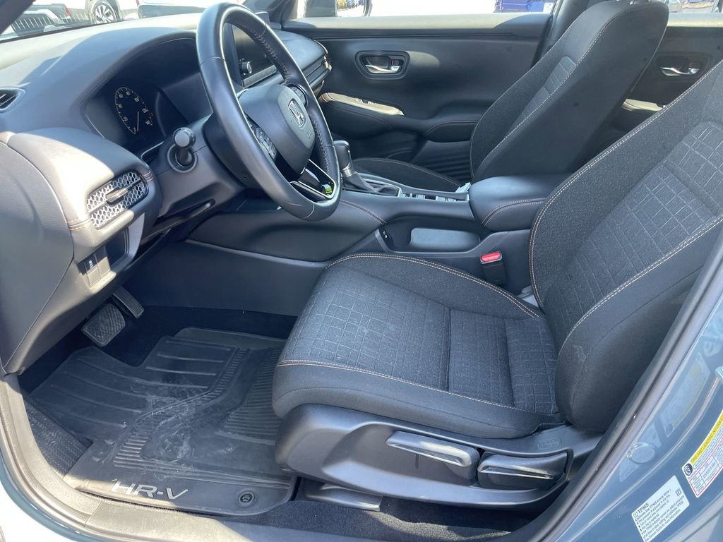 Used 2024 Honda HR-V Sport image 9