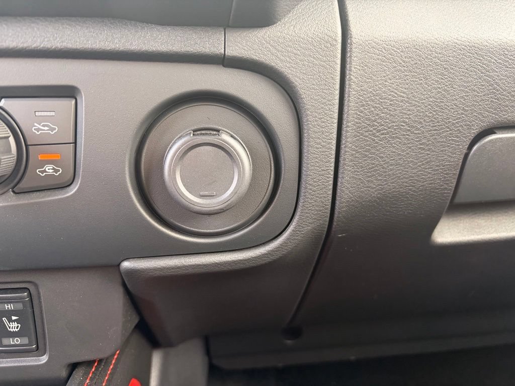 Used 2026 Nissan Frontier PRO-4X AWD/4WD image 20