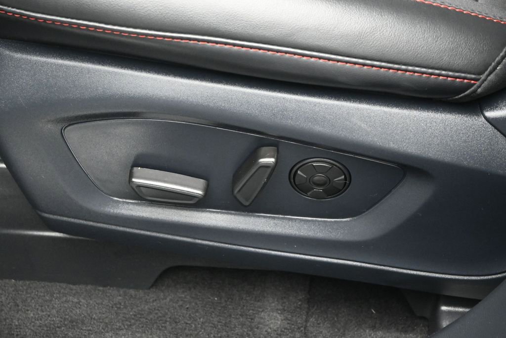 Used 2025 Ford Explorer ST-Line w/ Premium Package RWD image 10