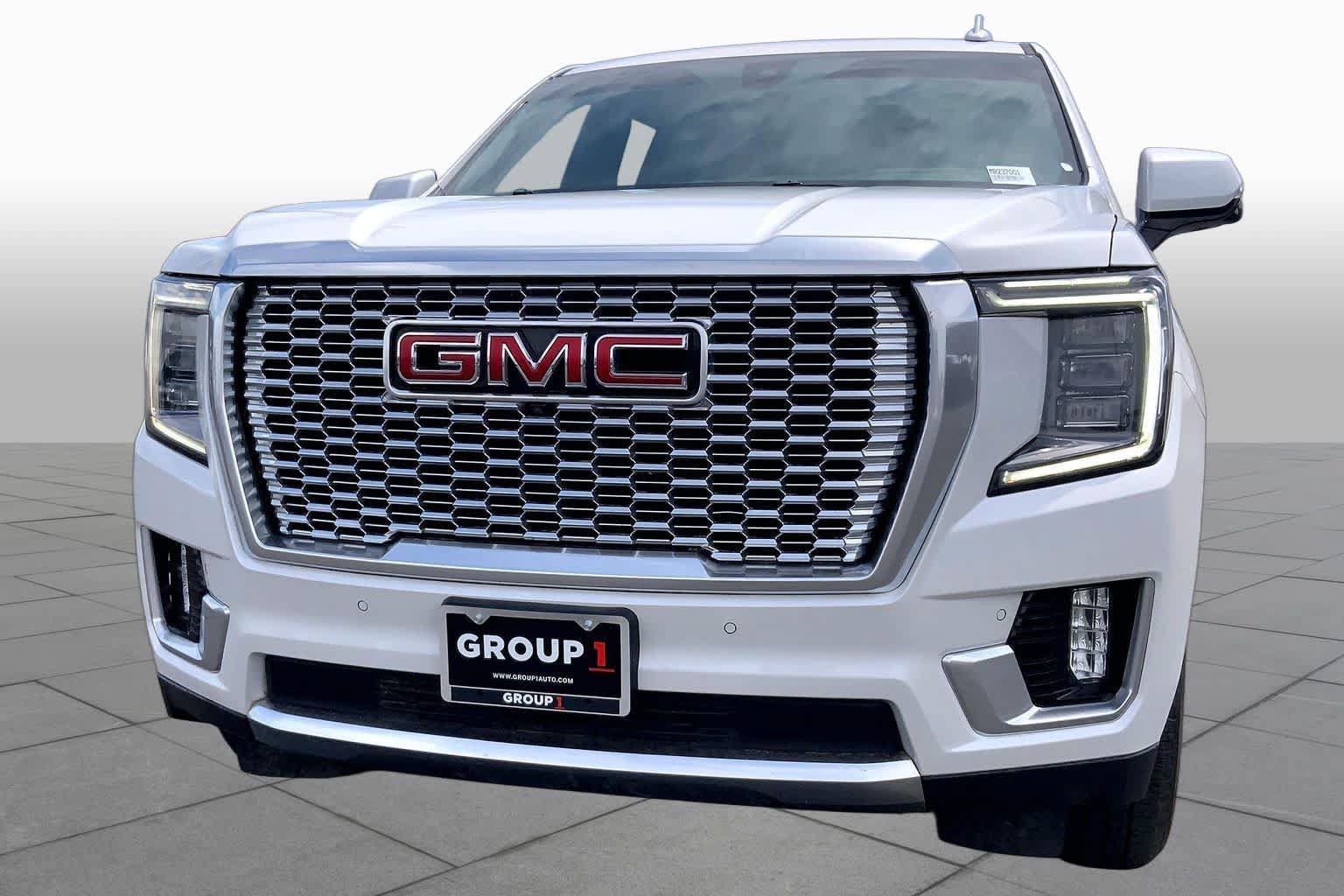 Used 2021 GMC Yukon Denali w/ Advanced Technology Package RWD image 30