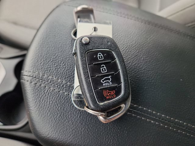 Used 2018 Hyundai Santa Fe Sport AWD/4WD image 45