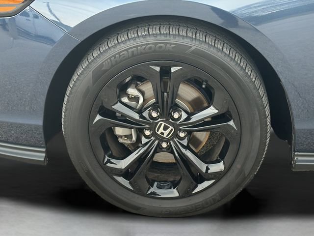 Certified 2025 Honda Accord SE image 4