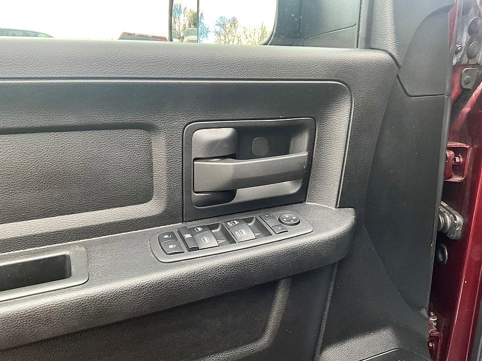 Used 2022 RAM 3500 Tradesman image 11