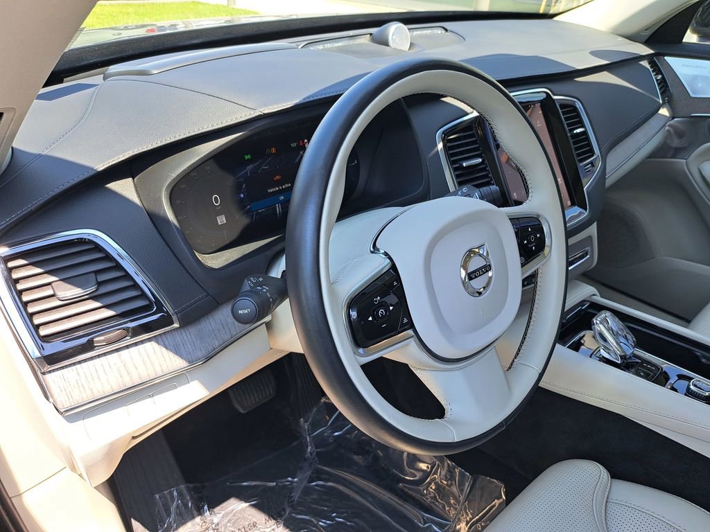 Used 2023 Volvo XC90 T8 Ultimate w/ Protection Package Premier image 8