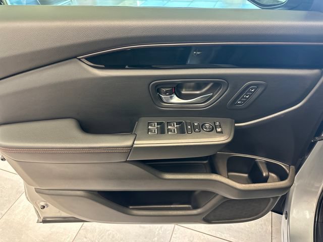 Used 2025 Honda Pilot TrailSport image 23