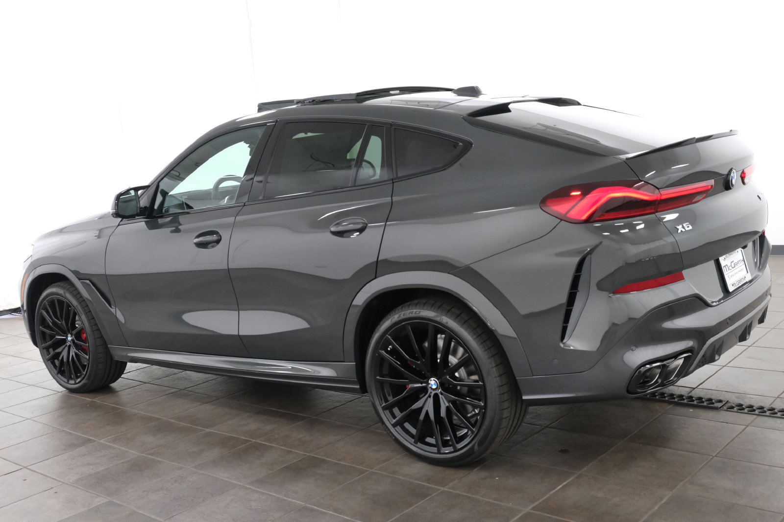 New 2027 BMW X6 M60i w/ Executive Package AWD/4WD image 3