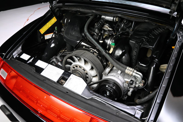 Used 1995 Porsche 911 Carrera RWD image 38