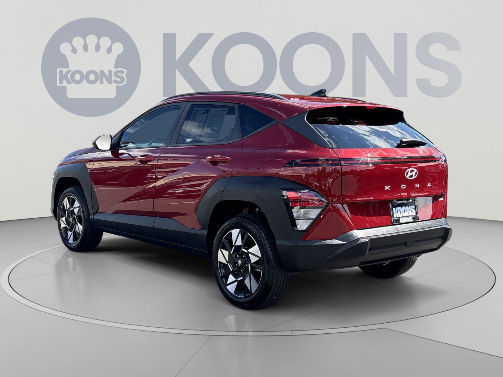 Certified 2025 Hyundai Kona SEL AWD/4WD image 4
