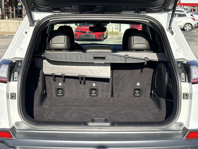 Used 2021 Jeep Cherokee Limited w/ Elite Package image 7