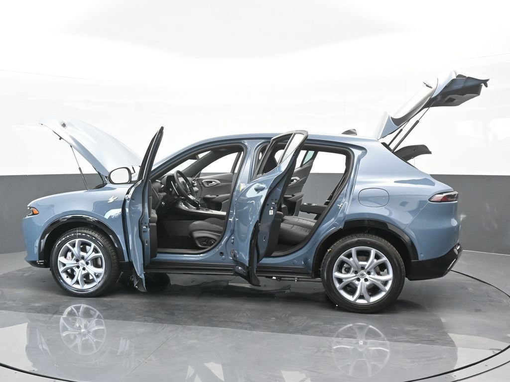 Used 2025 Dodge Hornet R/T w/ Tech Pack image 71