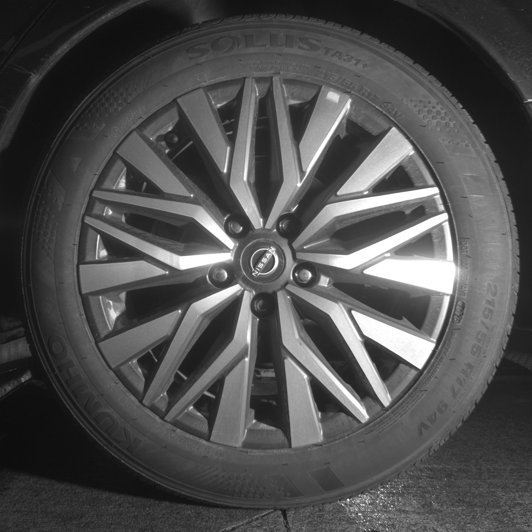 Used 2025 Nissan Altima 2.5 SV FWD image 14