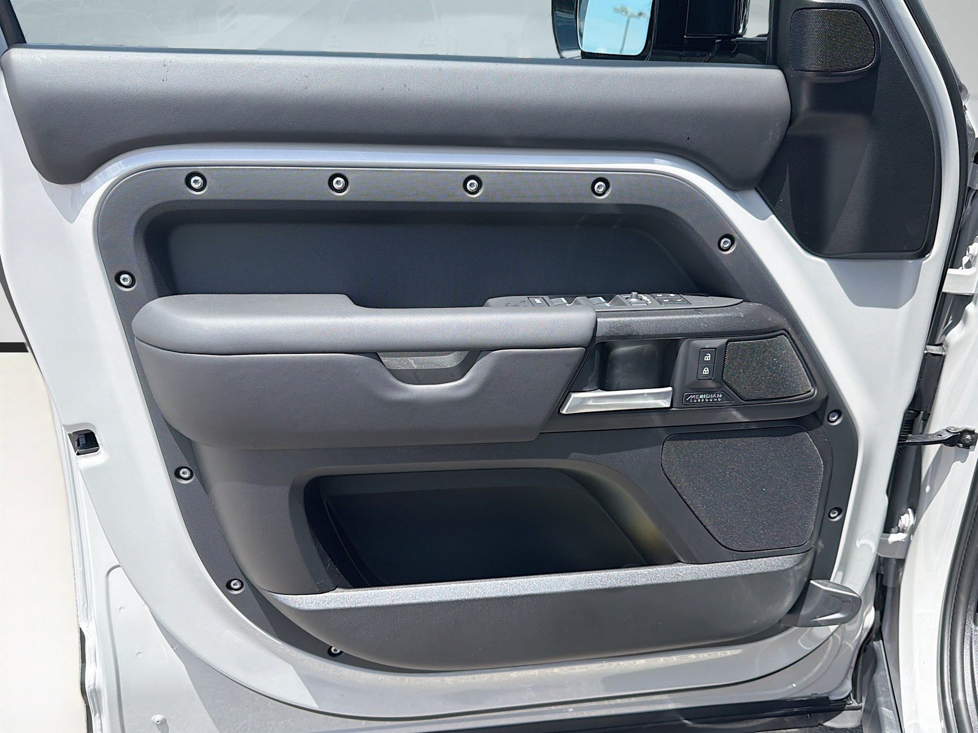 New 2026 Land Rover Defender 110 X AWD/4WD image 20