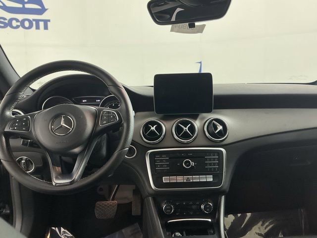 Used 2018 Mercedes-Benz CLA 250 image 27