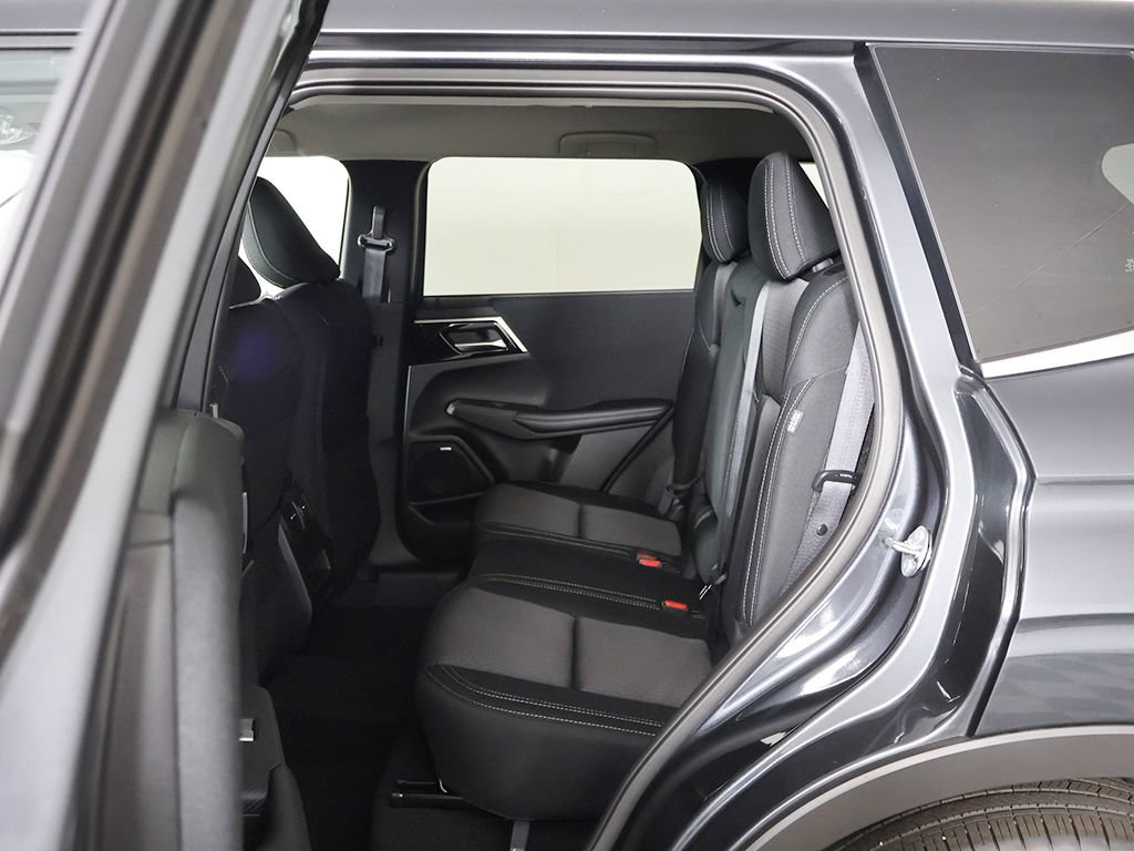 New 2026 Mitsubishi Outlander ES AWD/4WD image 29