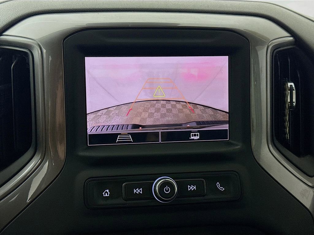 Used 2024 Chevrolet Silverado 2500 Custom w/ Custom Value Package image 15