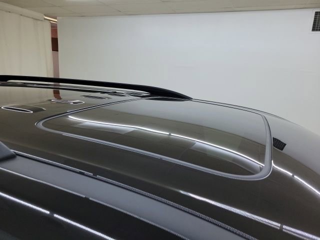 Used 2023 Chevrolet Traverse RS w/ LPO, Floor Liner Package image 2