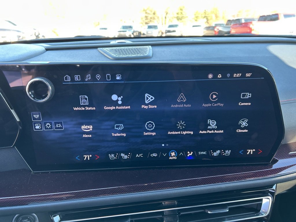 Used 2024 Chevrolet Traverse RS image 14