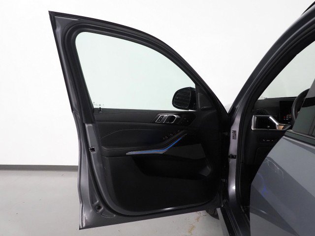 Used 2026 BMW X5 sDrive40i image 68