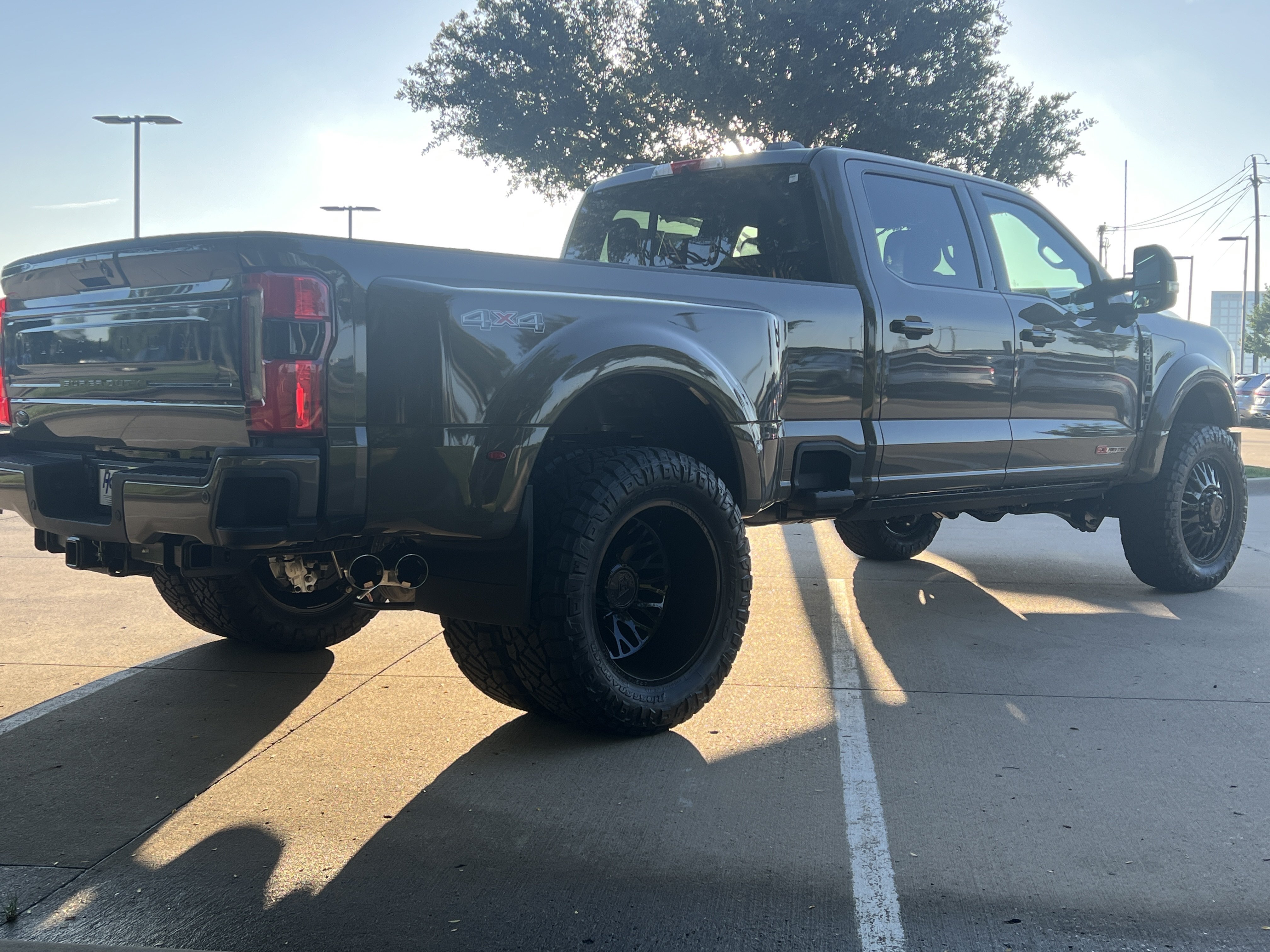 Used 2026 Ford F450 Platinum w/ Platinum Plus Package AWD/4WD image 10
