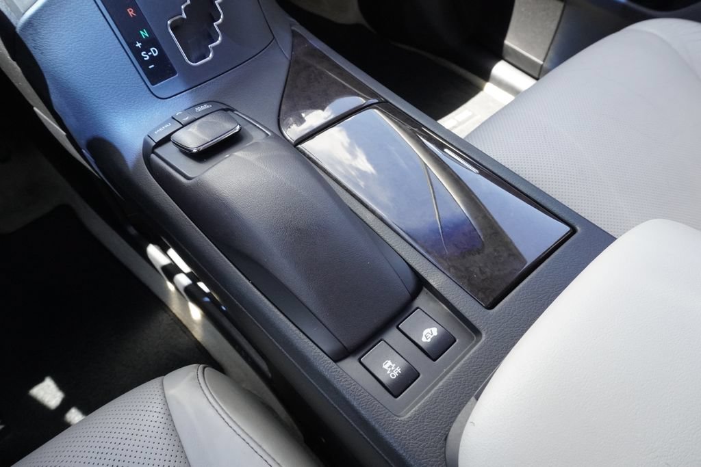 Used 2013 Lexus RX 450h AWD w/ Navigation Pkg image 14