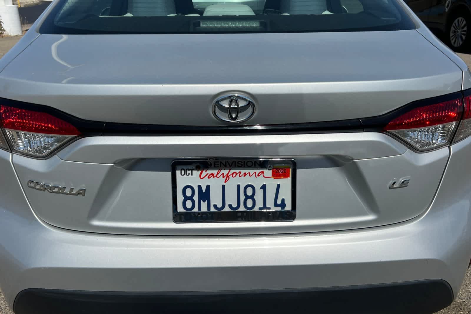 Used 2020 Toyota Corolla LE FWD image 19