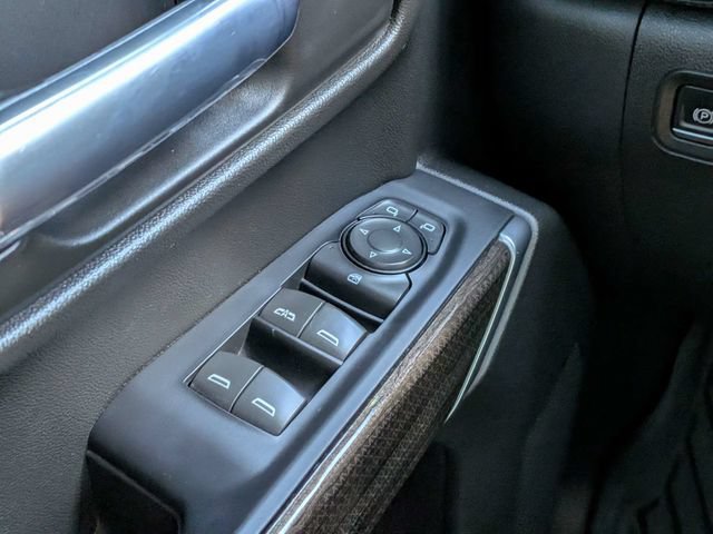Used 2022 Chevrolet Silverado 1500 LT AWD/4WD image 20