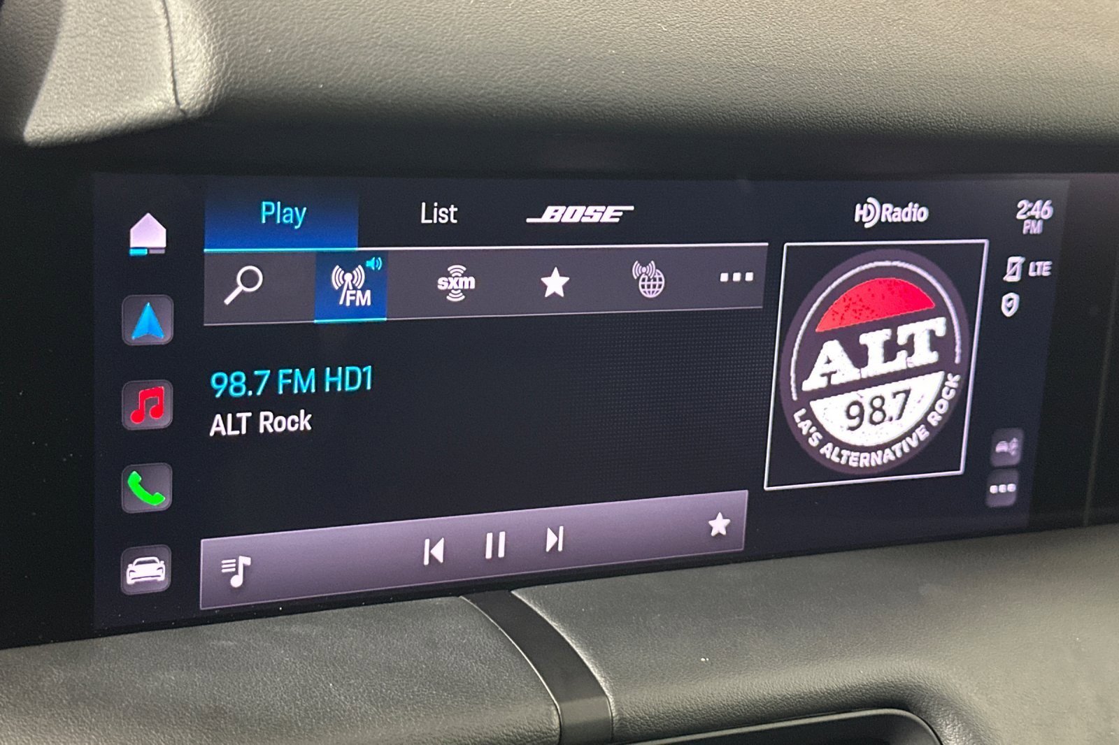 Used 2021 Porsche Taycan 4S image 16