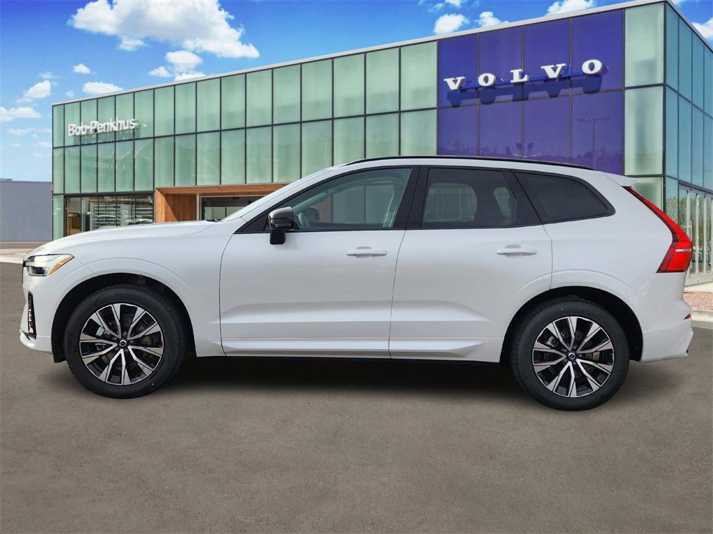 Used 2025 Volvo XC60 B5 Core w/ Protection Package Premier image 6