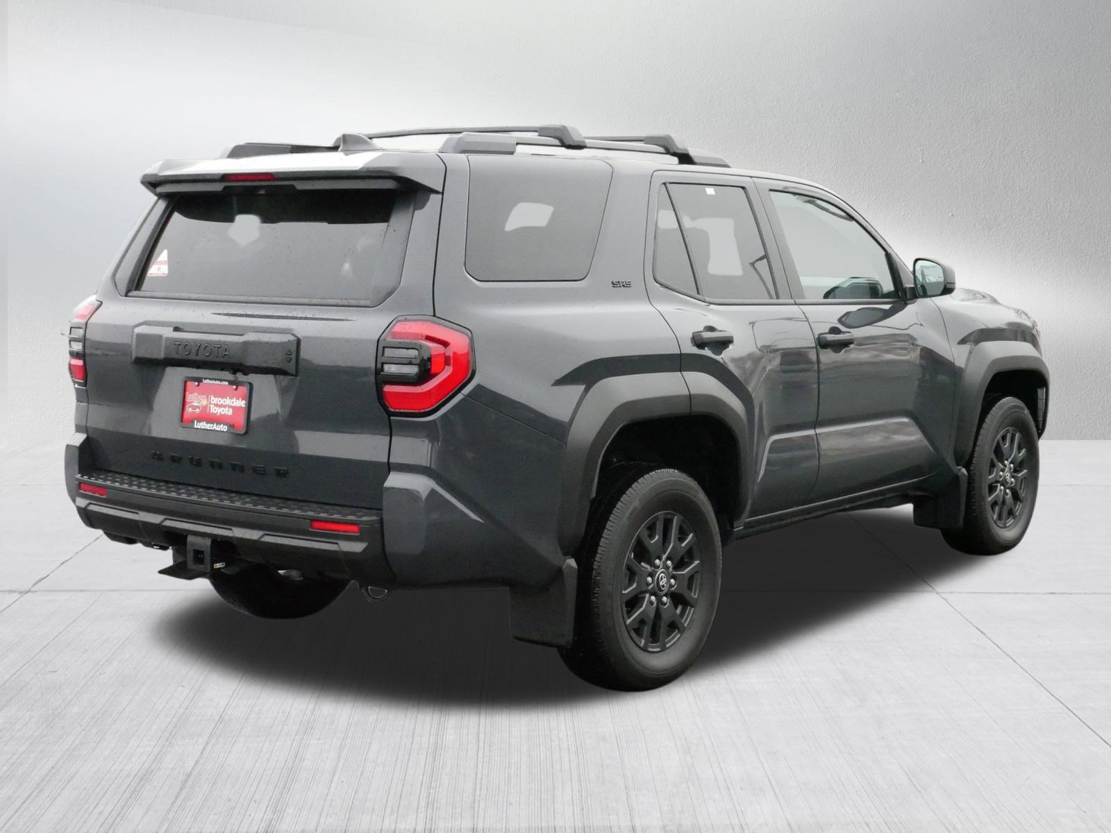 Certified 2025 Toyota 4Runner SR5 image 7