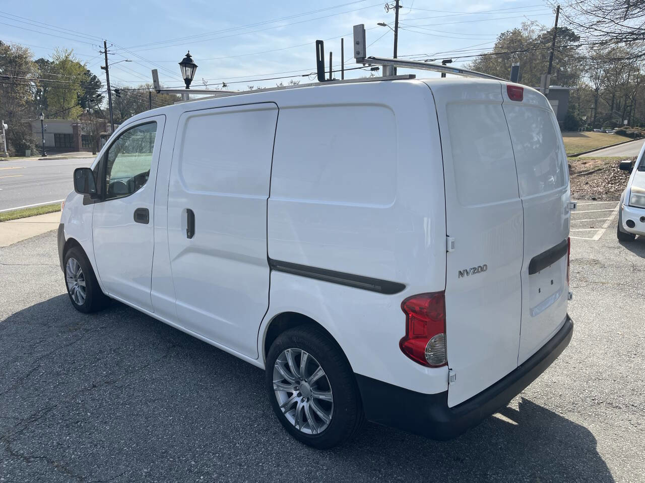 Used 2017 Nissan NV200 S image 3