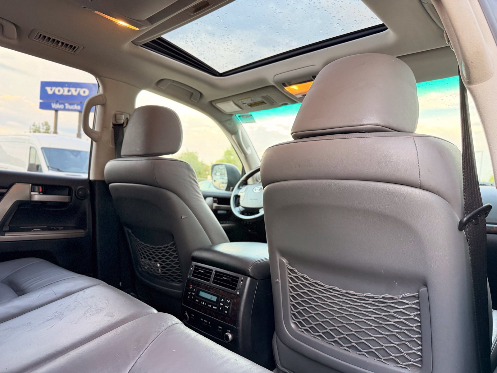 Used 2011 Toyota Land Cruiser w/ Upgrade Pkg AWD/4WD image 25