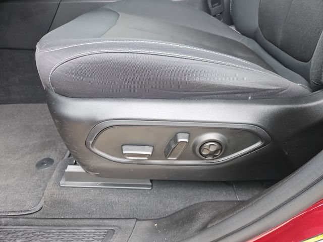 Used 2023 Jeep Grand Cherokee L Laredo RWD image 17