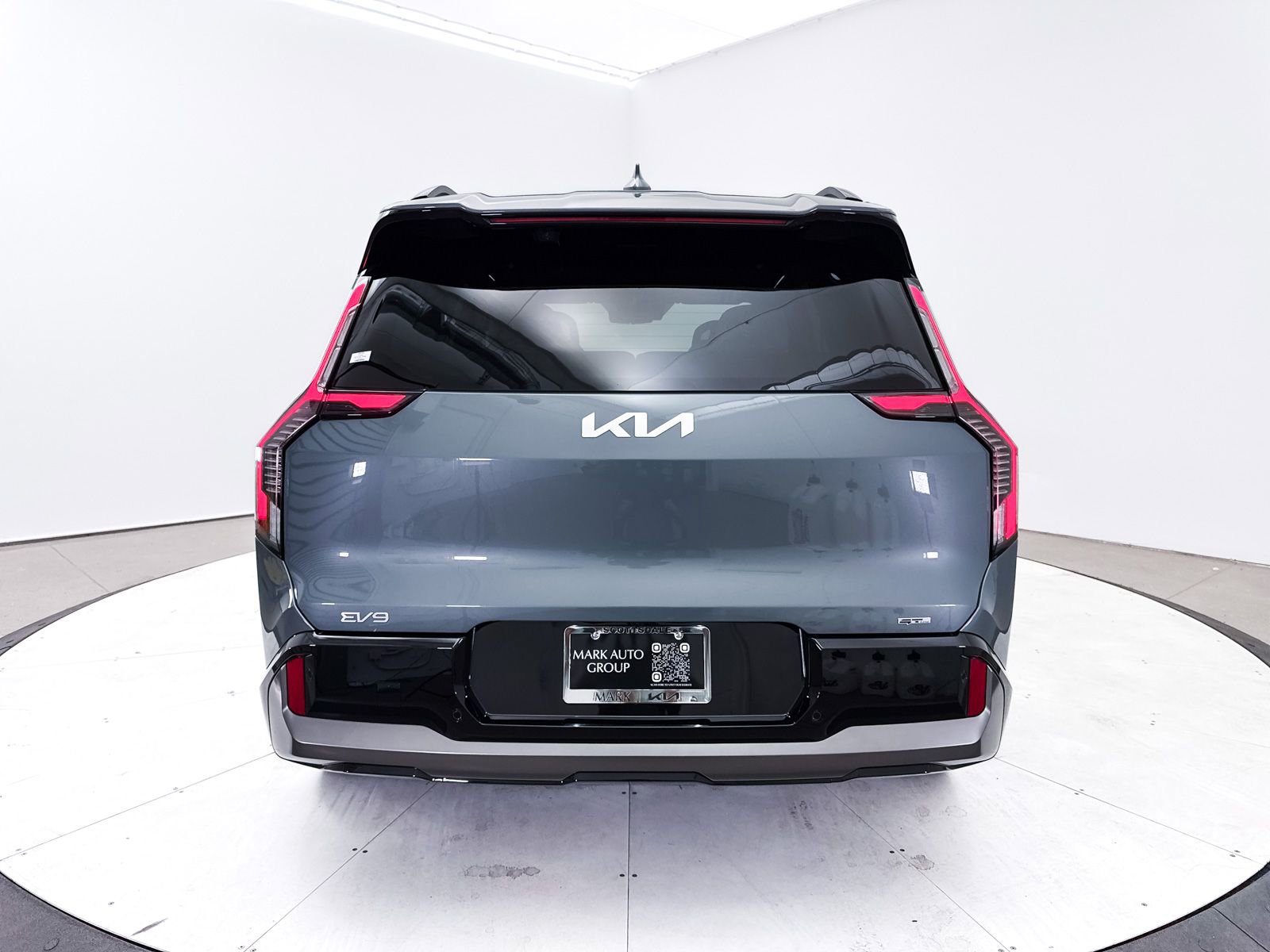 Used 2024 Kia EV9 GT-Line image 18