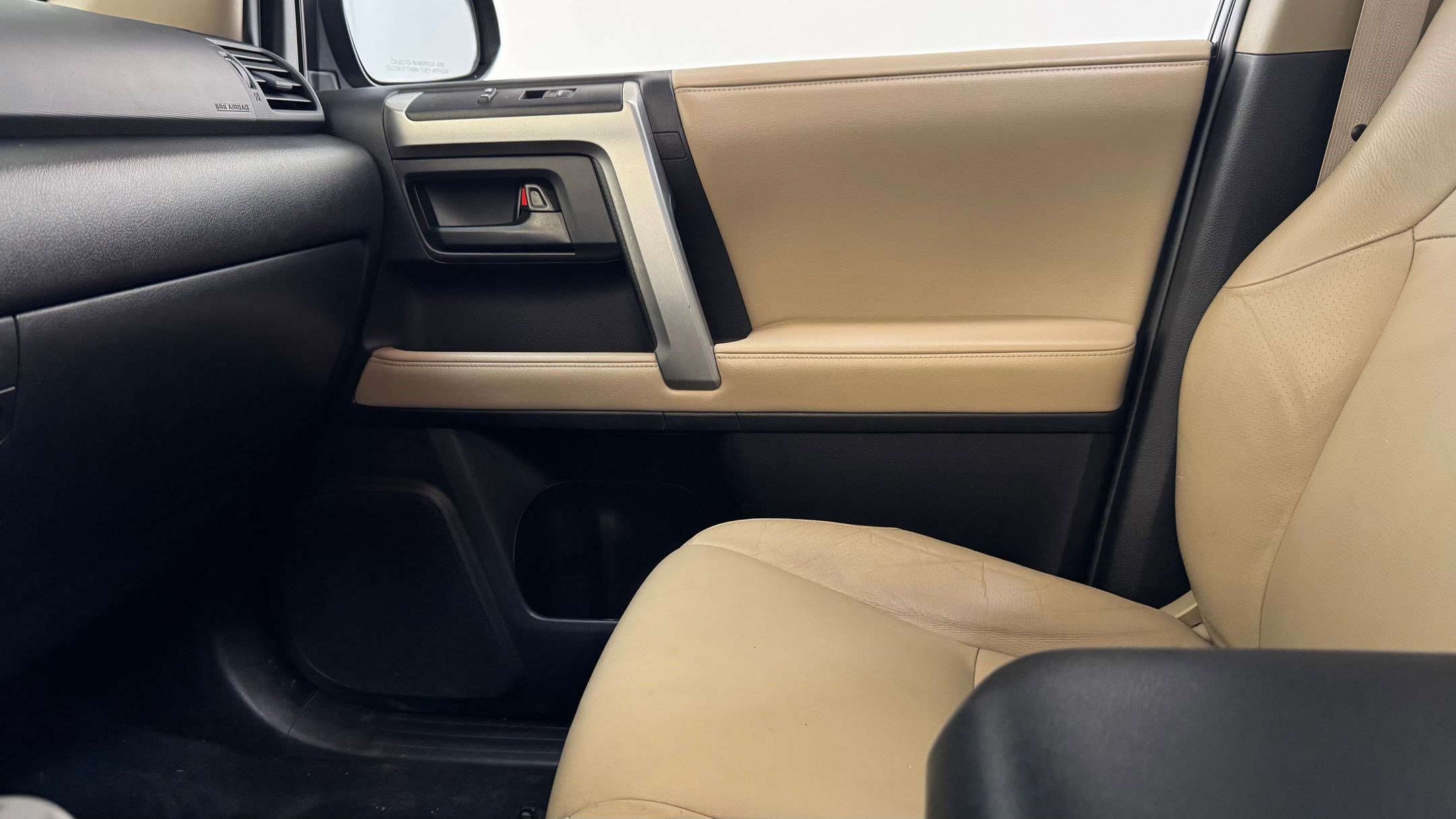 Used 2013 Toyota 4Runner Limited image 37