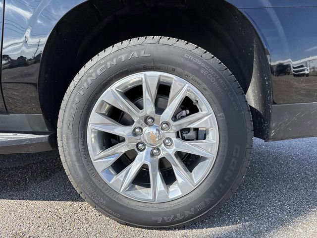 New 2026 Chevrolet Suburban Premier image 17