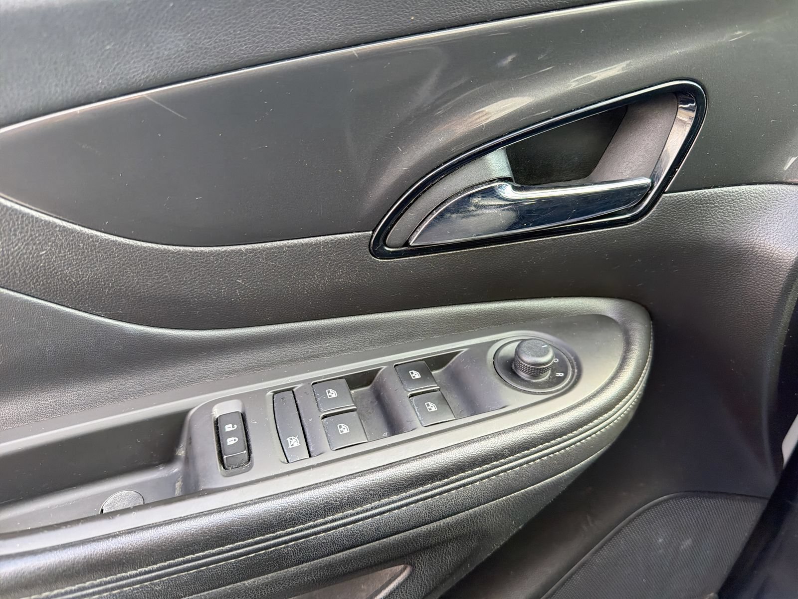 Used 2017 Buick Encore Preferred FWD image 21
