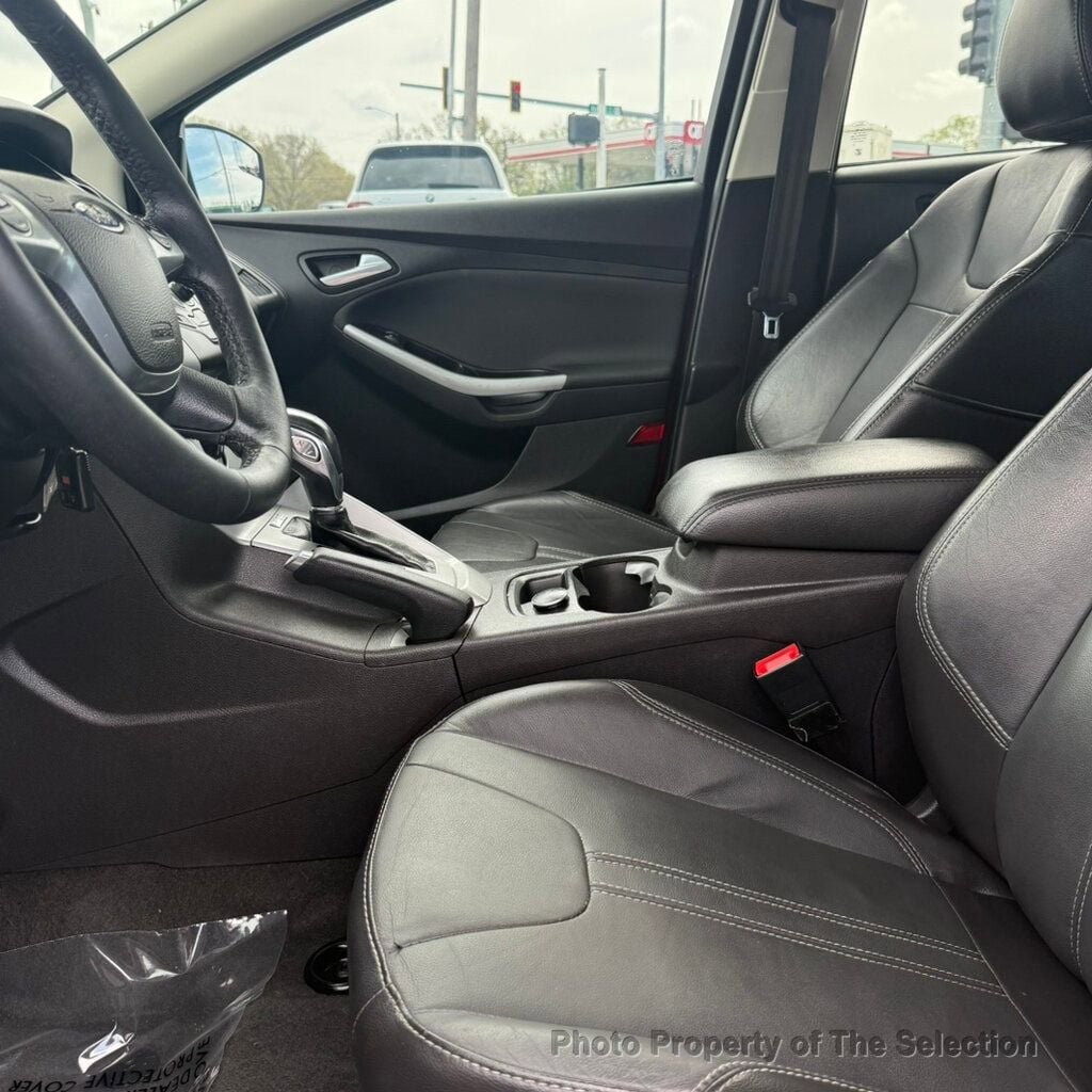 Used 2014 Ford Focus SE w/ Equipment Group 201A image 21