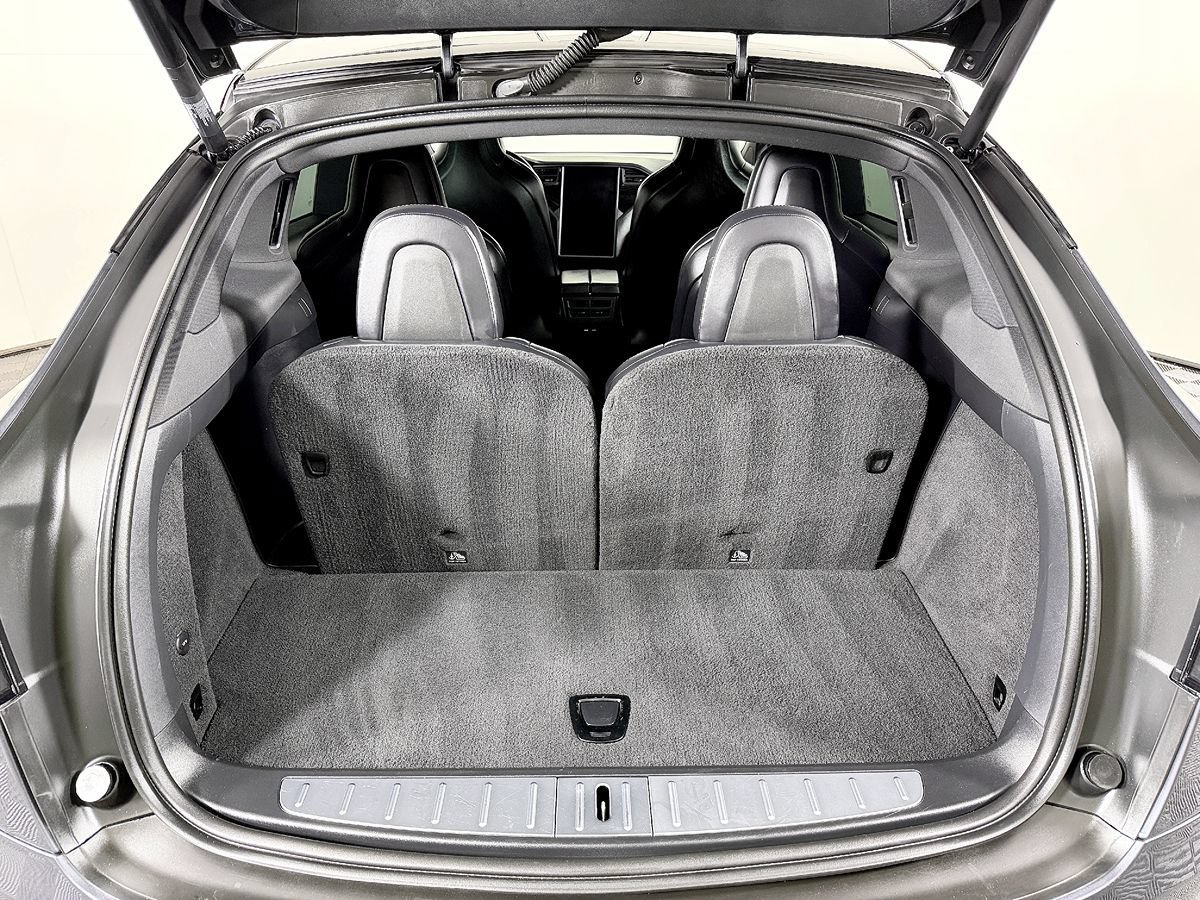 Used 2018 Tesla Model X 100D AWD/4WD image 15