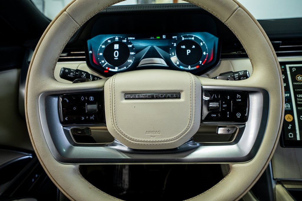 Used 2024 Land Rover Range Rover SE image 38