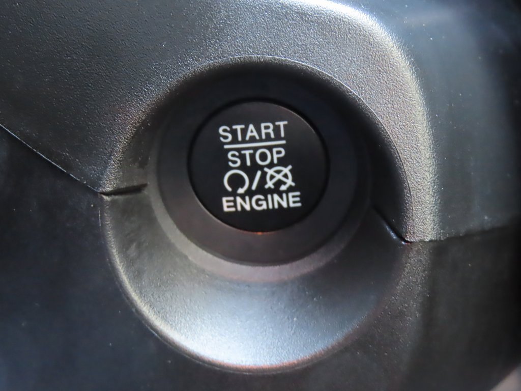 Used 2018 Jeep Compass Limited w/ Navigation Group image 13