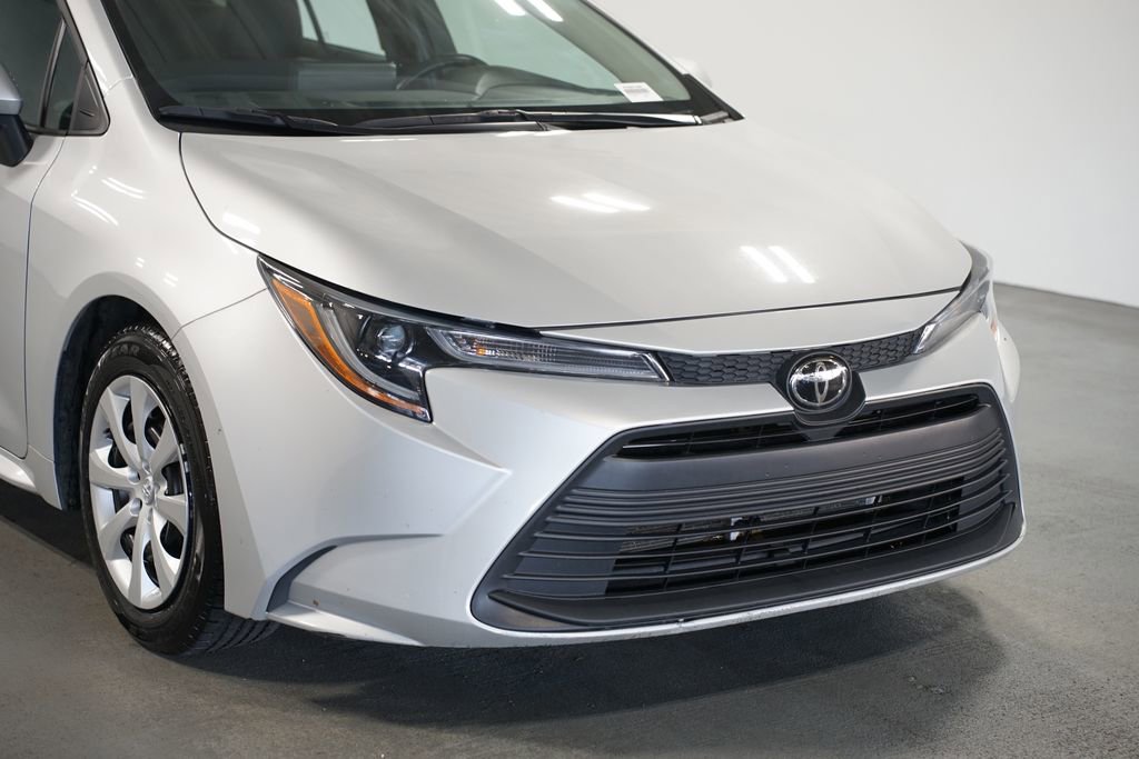 Certified 2024 Toyota Corolla LE image 4