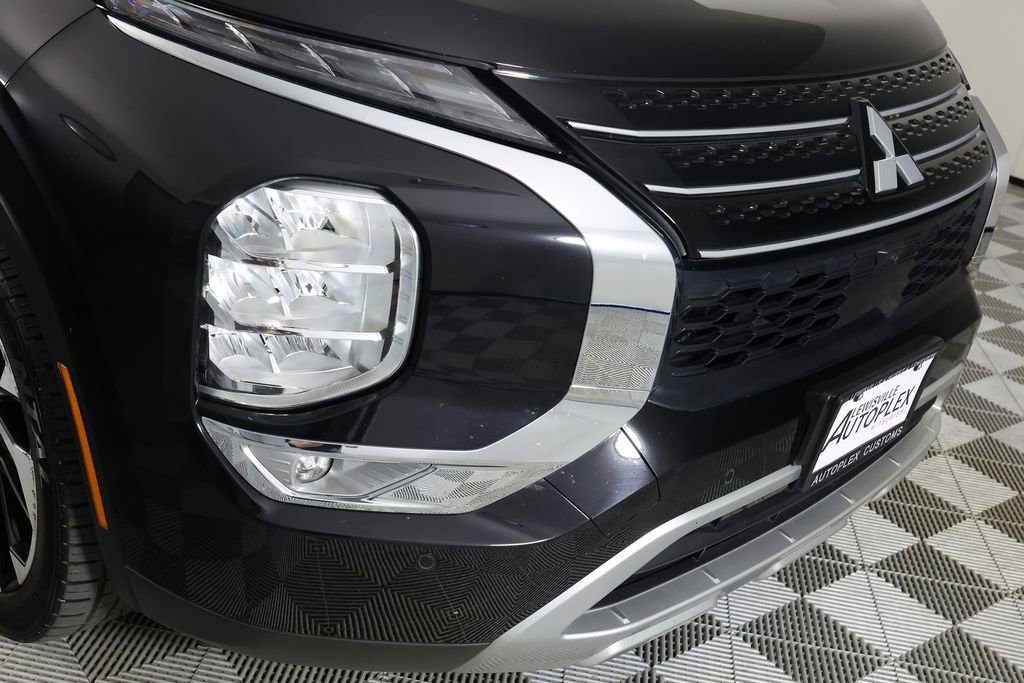 Used 2024 Mitsubishi Outlander SE FWD image 42