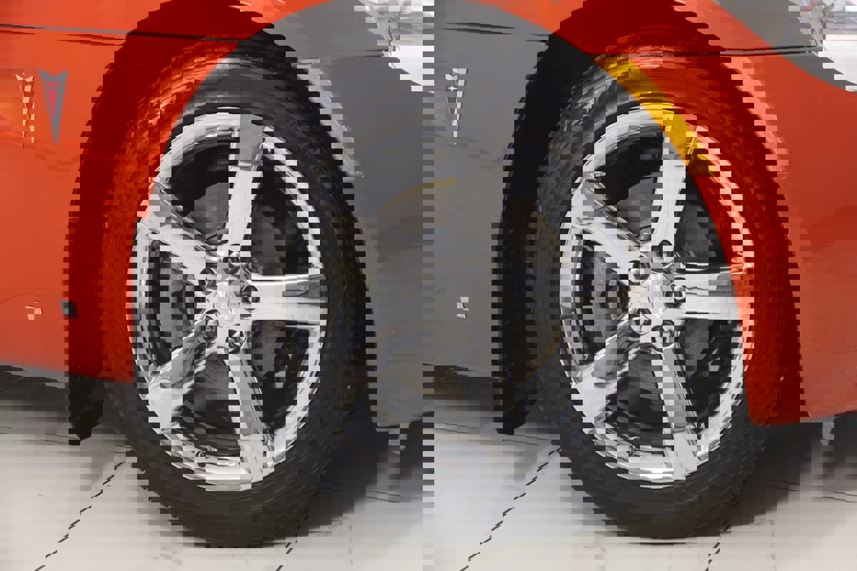 Used 2008 Pontiac Solstice GXP w/ Premium Package image 11