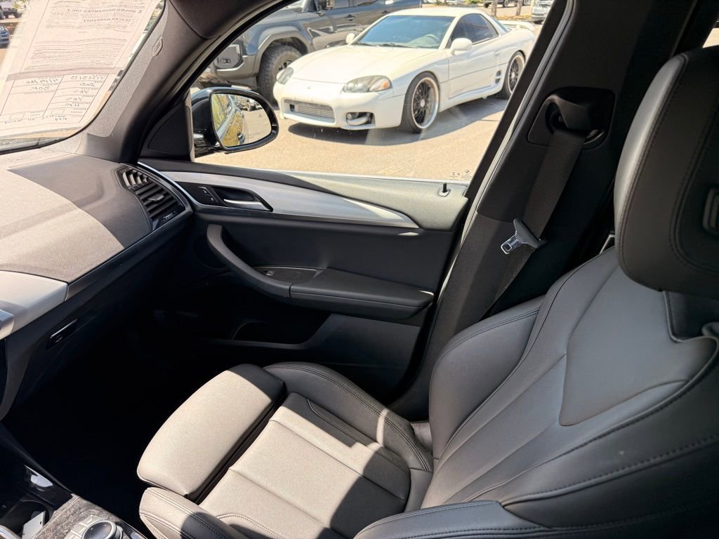 Used 2021 BMW X3 xDrive30i w/ Convenience Package AWD/4WD image 16