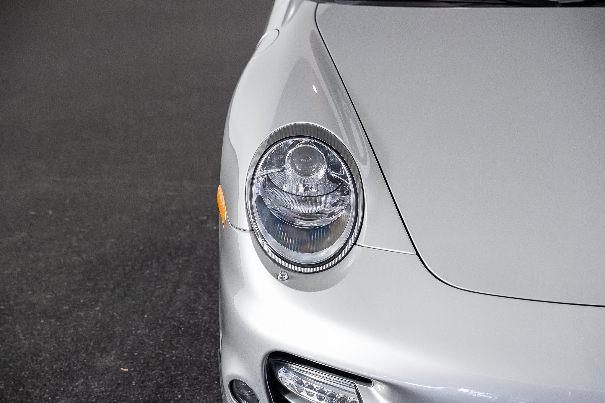 Used 2007 Porsche 911 Turbo AWD/4WD image 7