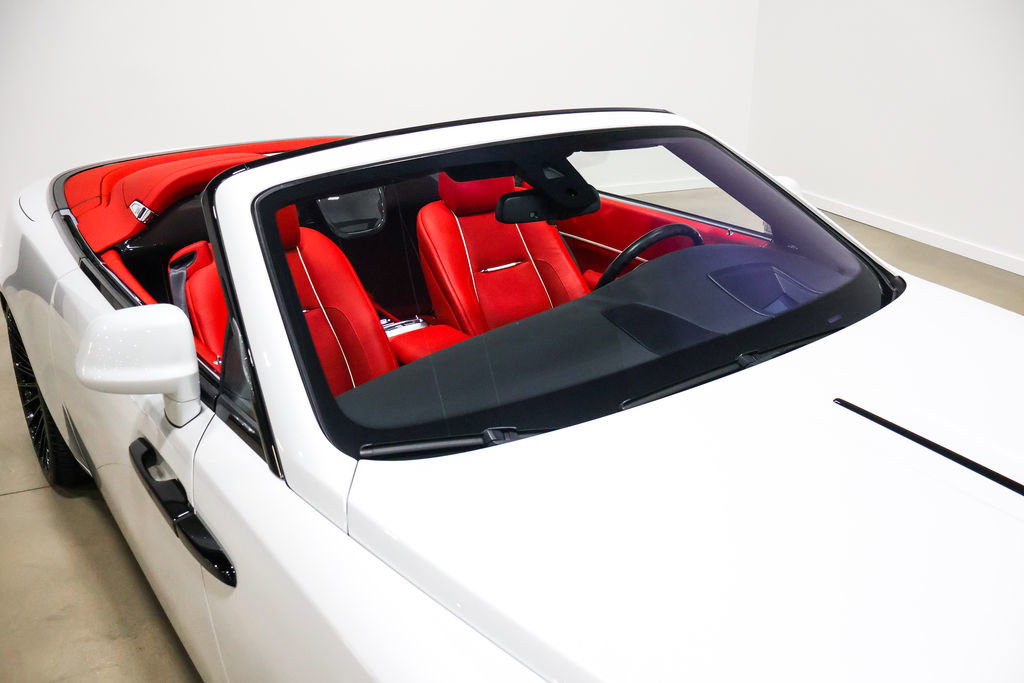 Used 2019 Rolls-Royce Dawn RWD image 81
